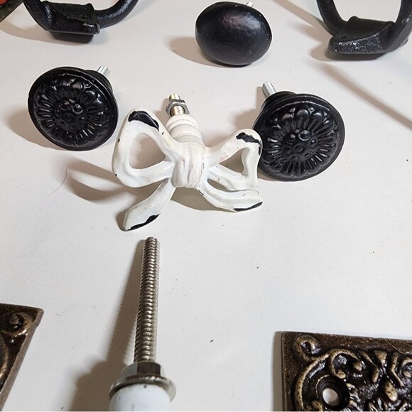 Other - Bundle If Drawer Pulls 9